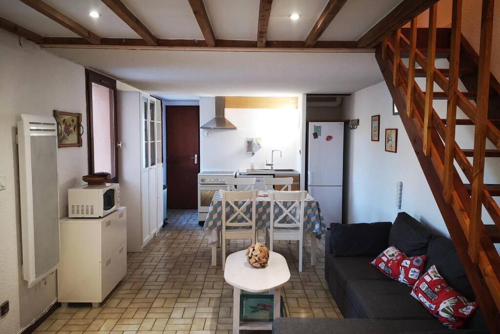 Вилла Maison Oceane Proche Plage Арес Экстерьер фото